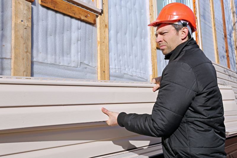 Professional Siding Installation Crew